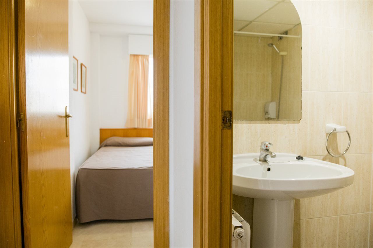 Apartamentos Turisticos Biarritz - Bloque I Gandía Exteriör bild